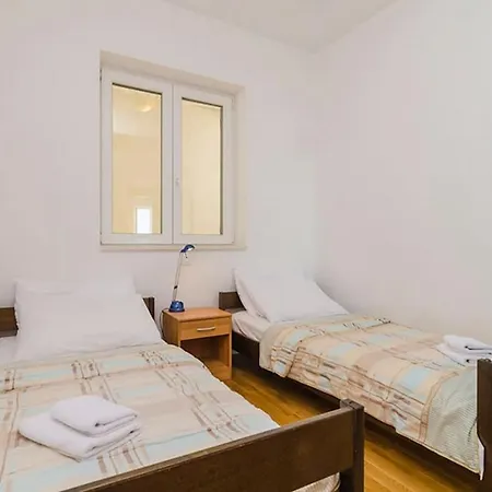 With Wifi - 22174 Apartment